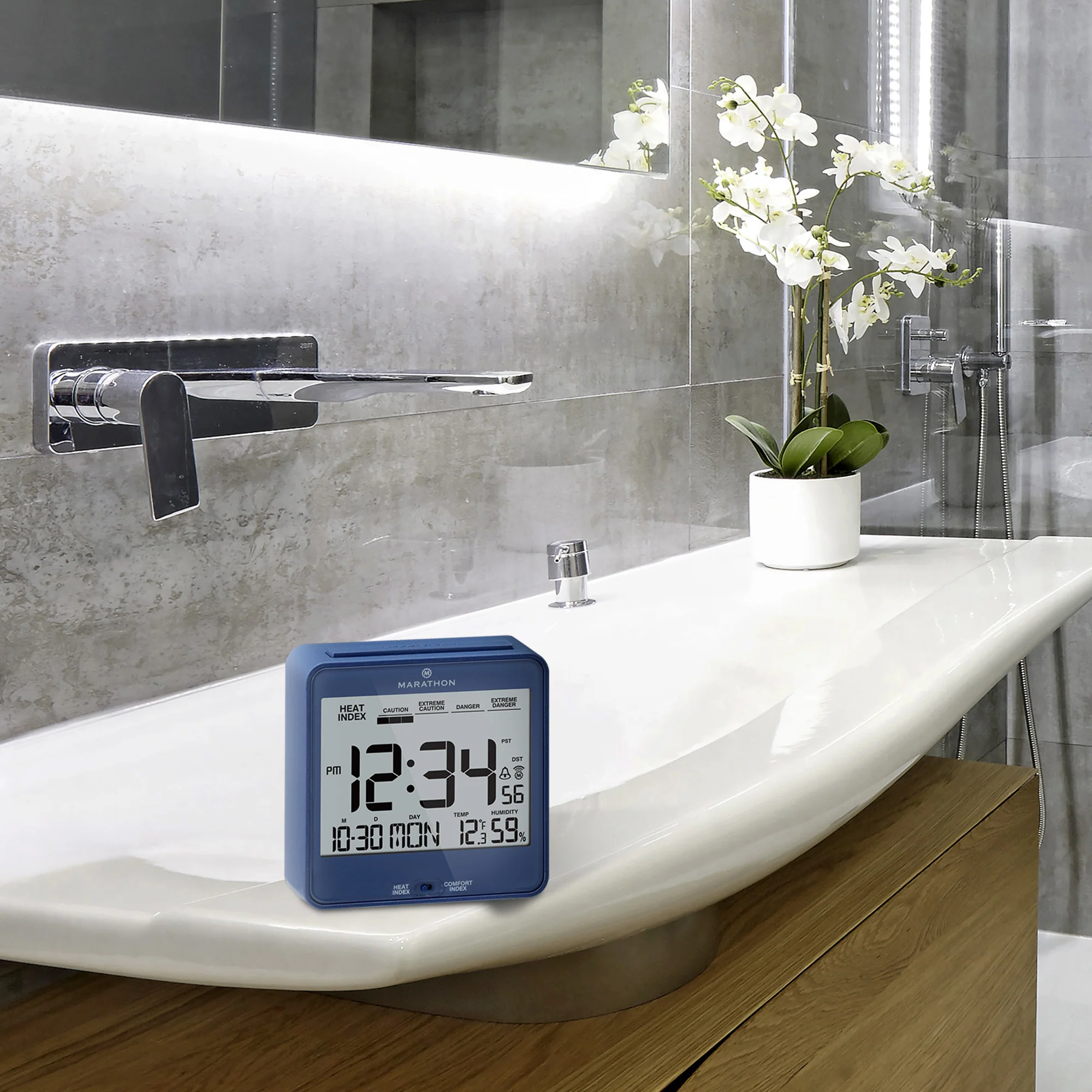 Self-Setting Desk Clock with Backlight, Heat & Comfort Index - Image 7