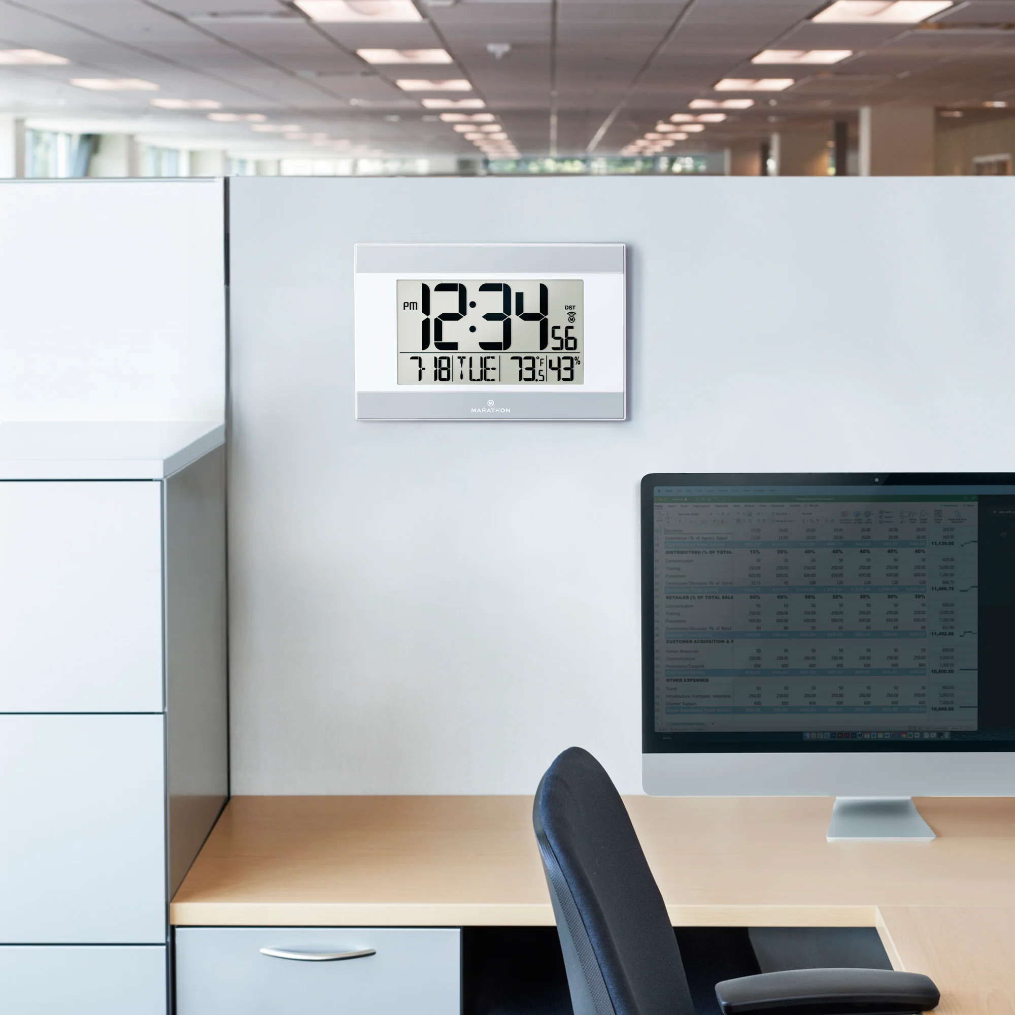 Self-Setting Digital Wall Clock with Auto Backlight - Image 27