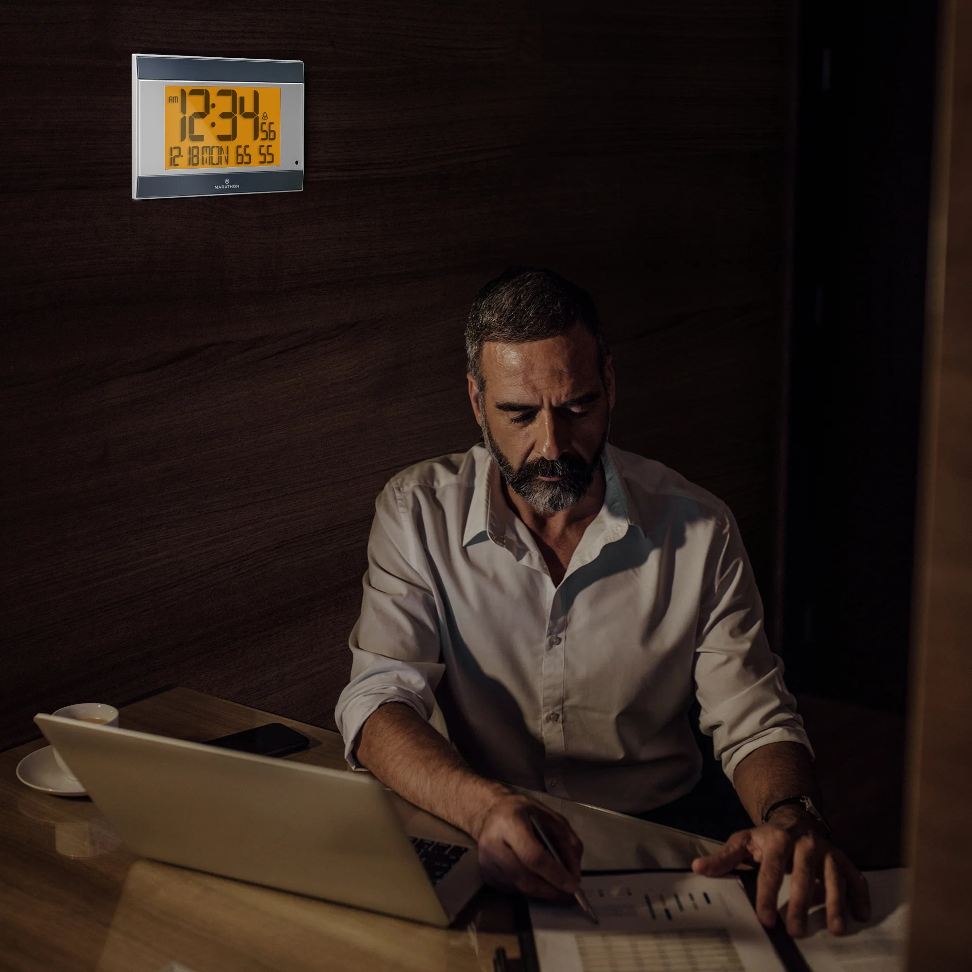 Self-Setting Digital Wall Clock with Auto Backlight - Image 33