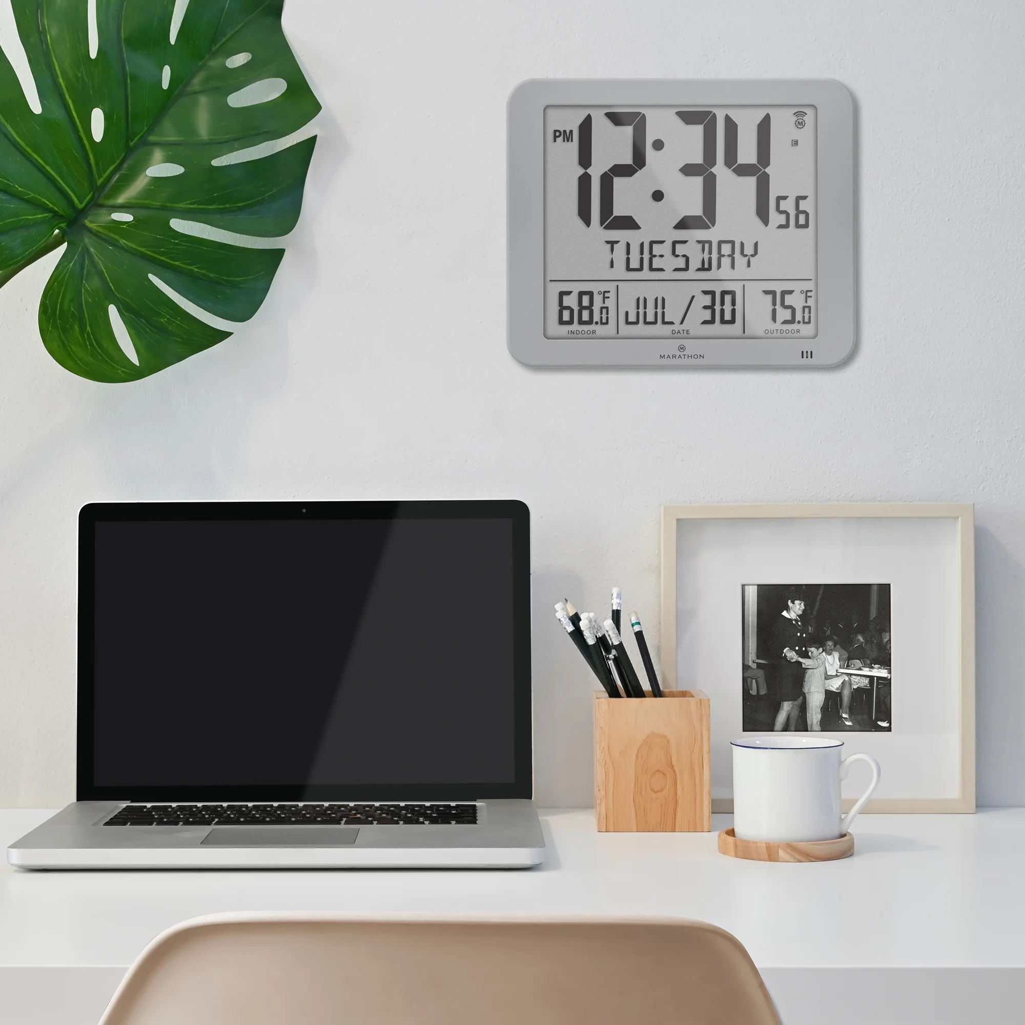 Slim Self-Setting Full Calendar Wall Clock with Indoor/Outdoor Temperature - Image 15